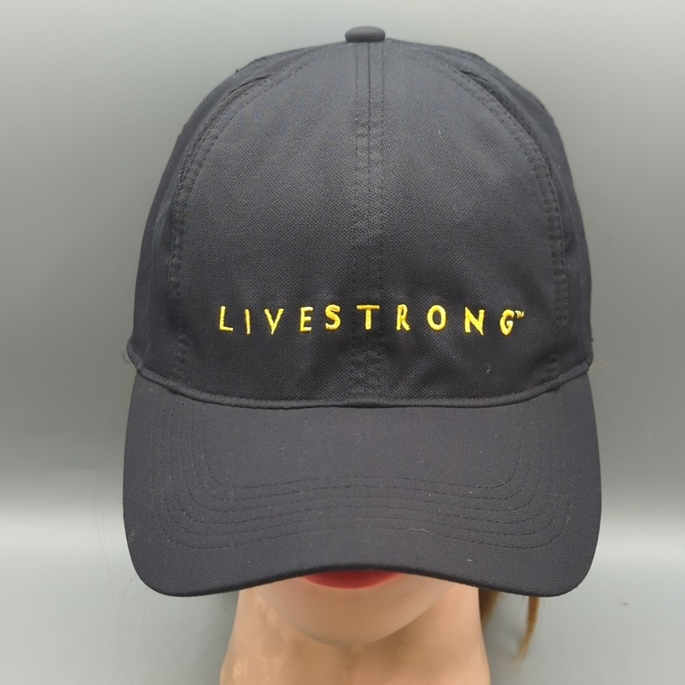 Nike Livestrong Hat Black Y2K Lance Armstrong Fitted Cap OSFA Silver Tag
